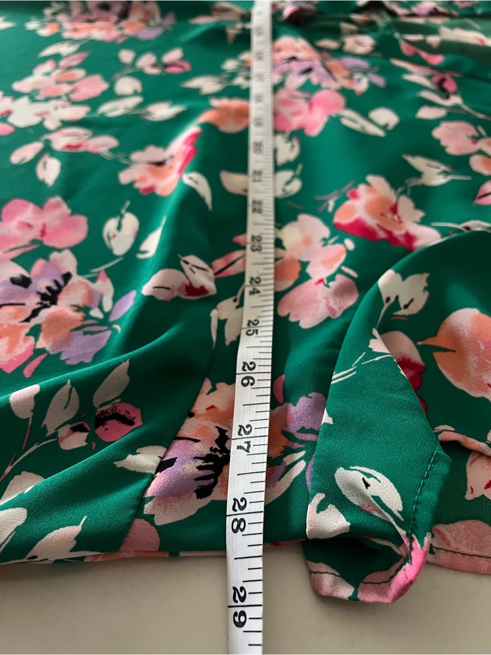 Torrid Size 3 Green Garden Floral High Low Blouse Plus Size 22 24 - Picture 9 of 11